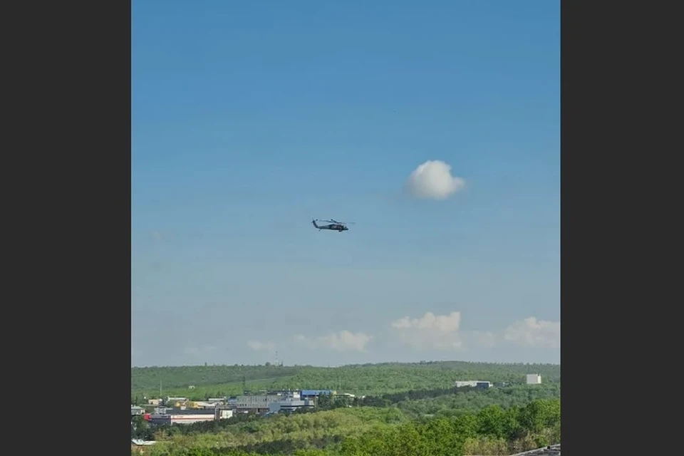 Почти ежедневно над Кишиневом барражирует польский вертолет (Фото: соцсети).