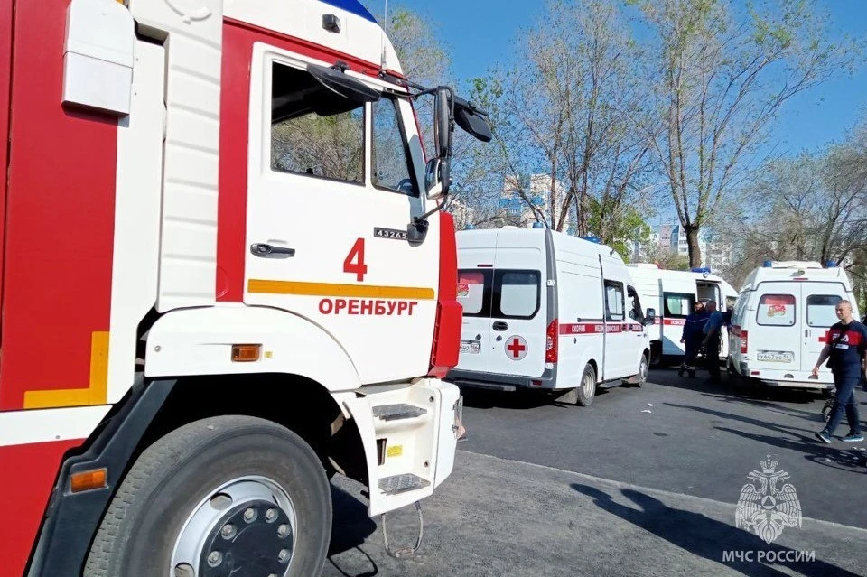 В Оренбурге обрушение карусели в парке могло случиться из-за сбоя в работе. Фото: ГУ МЧС по Оренбургской области