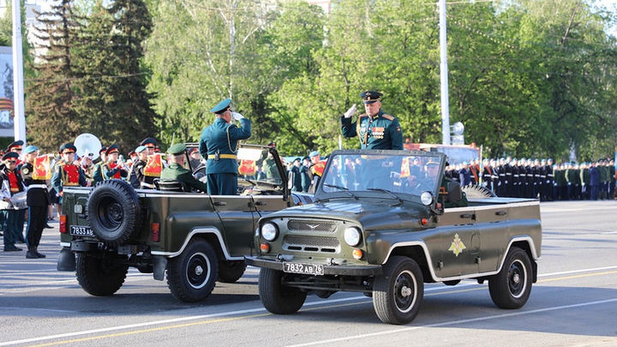 В Уфе прошел парад в честь Дня Победы в Великой Отечественной войне - KP.RU