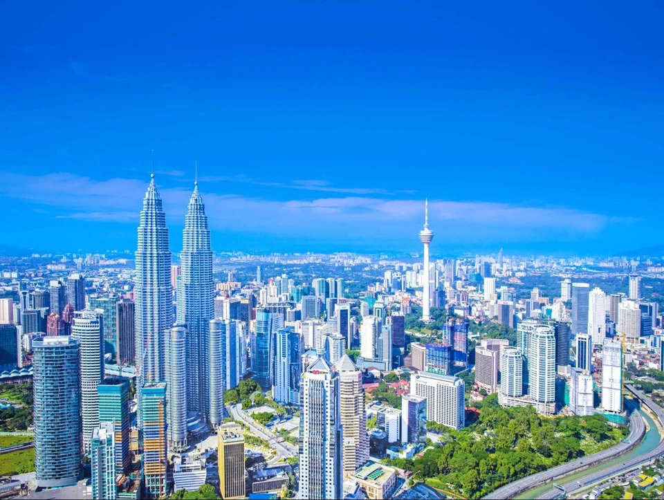 Tourism Malaysia совместно с представителями туристического бизнеса Малайзии принял участие в 21-й Казахстанской международной выставке «Туризм и путешествия» (KITF) 2023, крупнейшей туристической выставке в Центральной Азии, которая прошла в Алматы в апреле.