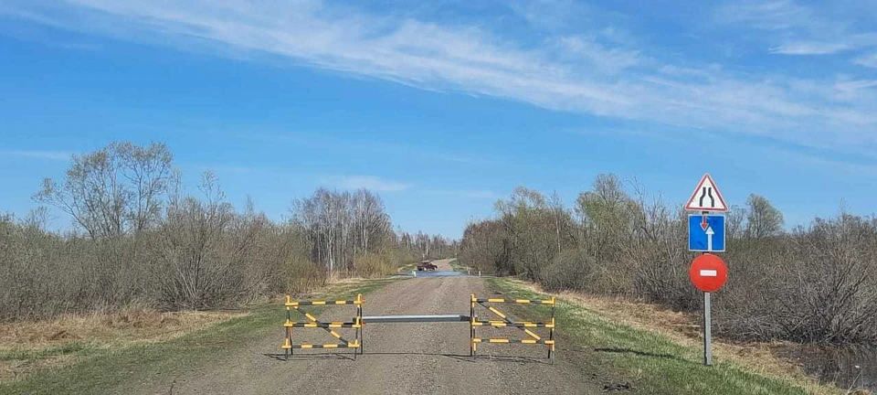 В Кривошеинском районе перекрыли два участка дороги из-за переливов