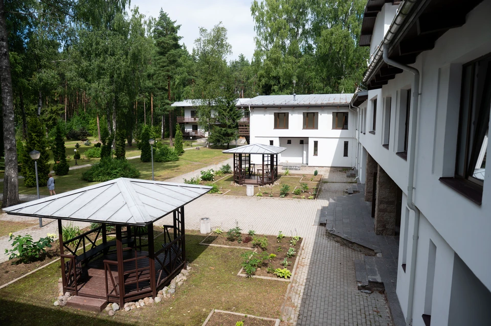 Апарт-отель построят на месте базы отдыха в Комарово.