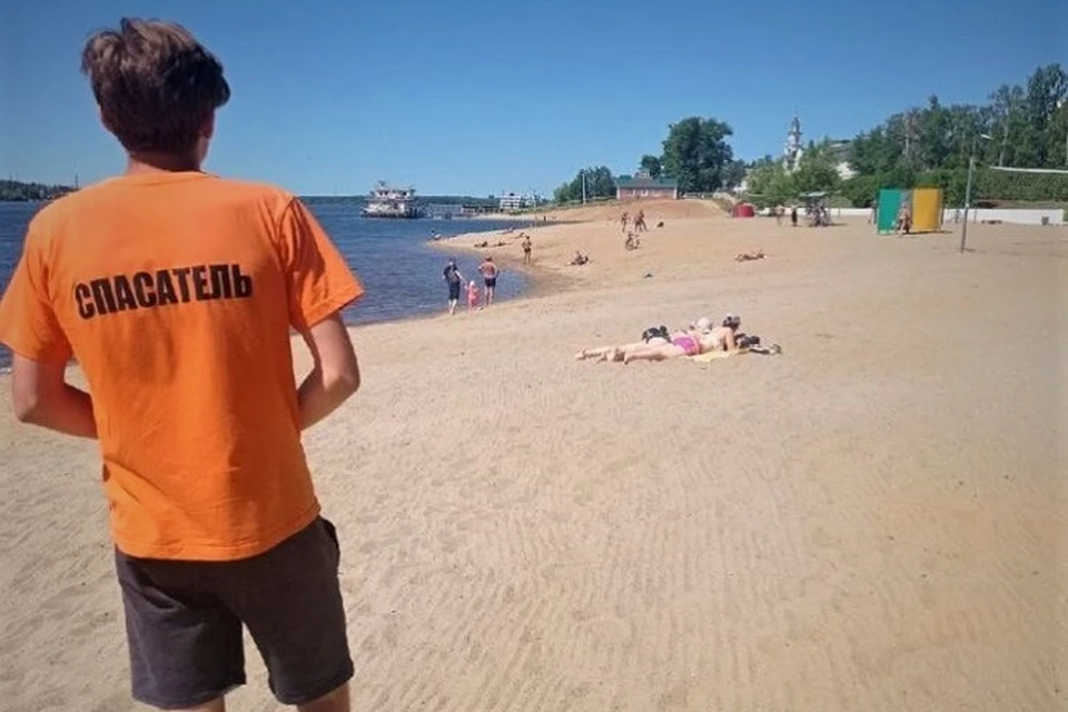 В Костроме ищут спасателей для работы на пляжах.