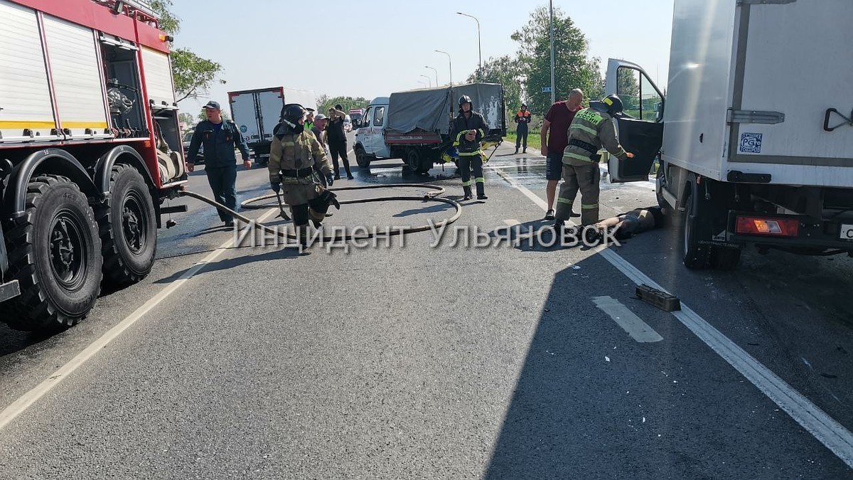 В Баратаевке под Ульяновском грузовая машина сбила на трассе дорожных  рабочих - KP.RU