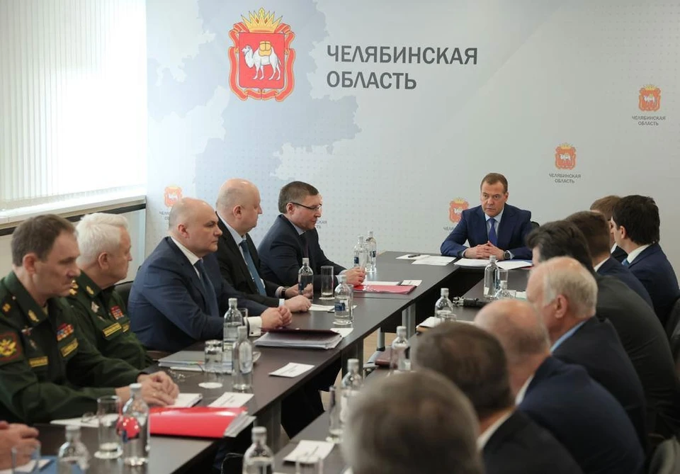 Дмитрий Медведев на заседании рабочей группы военно-промышленной комиссии РФ. Фото: vk.com/dm