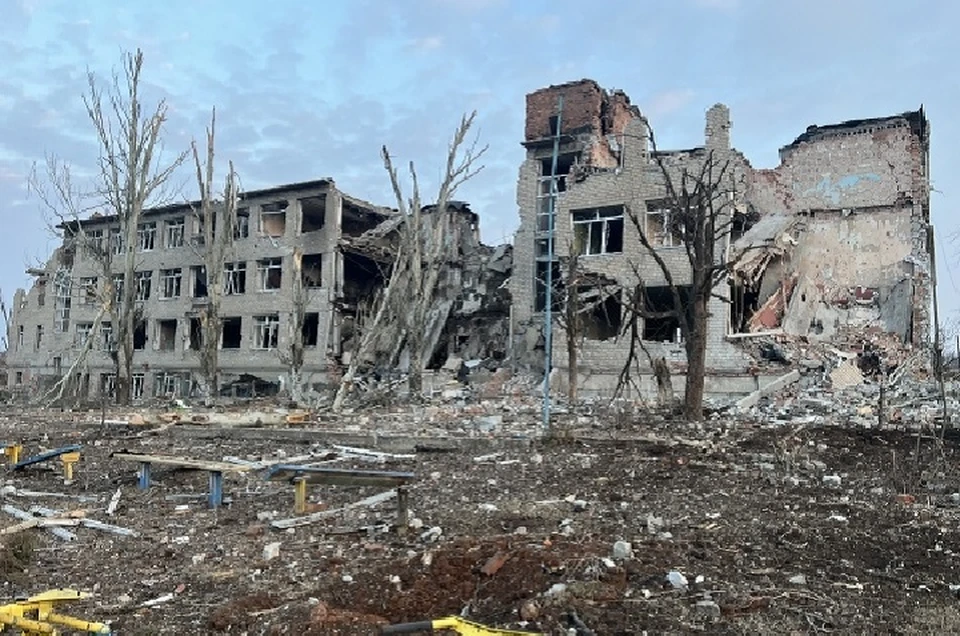 При отступлении из квартала по улице Першина украинские военные взорвали несколько многоэтажных домов (архивное фото)