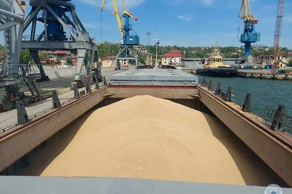 Порядка двух тысяч тонн пшеницы отправилось из Республики в Ростов-на-Дону. Фото: Минтранс ДНР