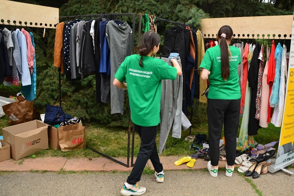 Волонтеры Recycle Birge.
