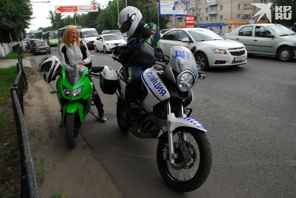 Сотрудники ДПС открыли охоту на мотоциклистов в Рязанской области