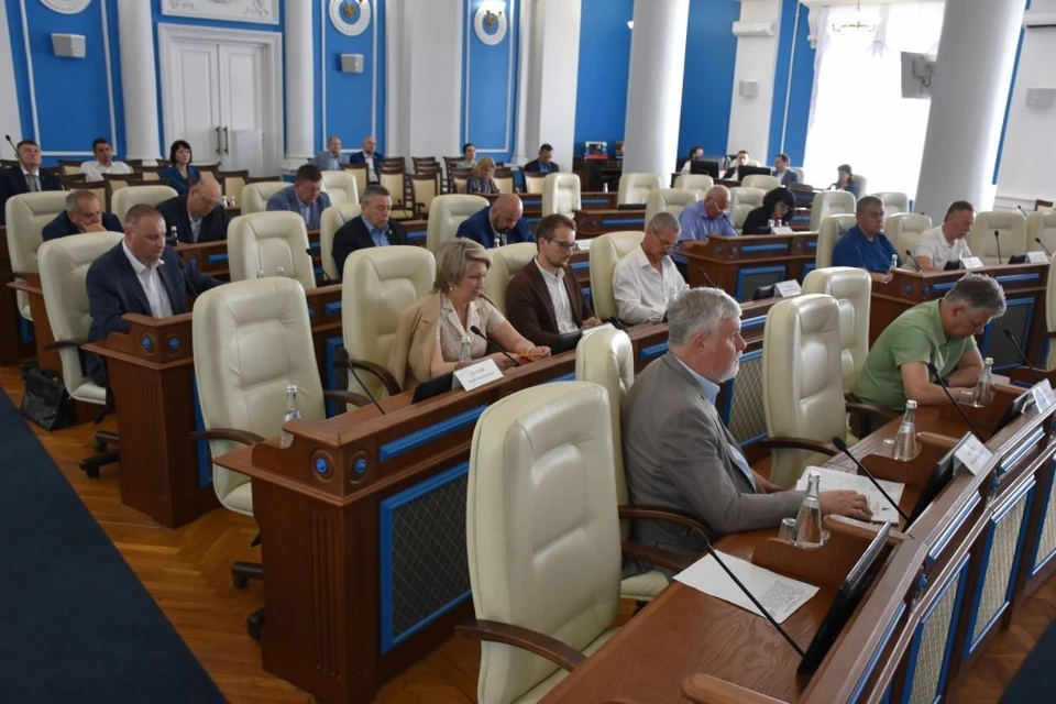 Депутаты обсудили важные для горожан проблемы Фото: sevzakon.ru