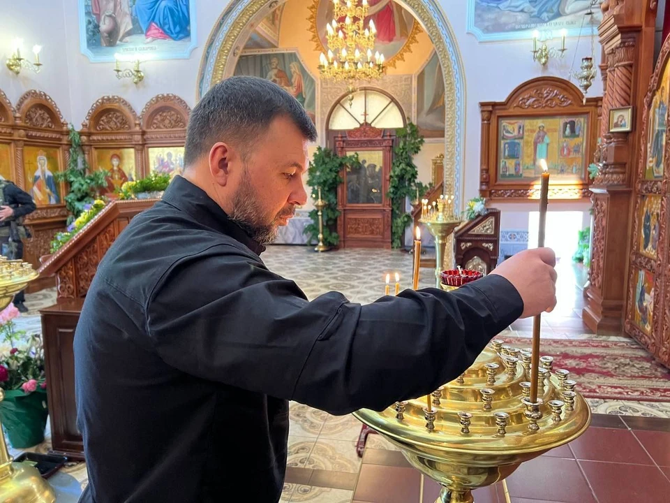 Денис Пушилин посетил один из храмов. Фото: Администрация Главы ДНР