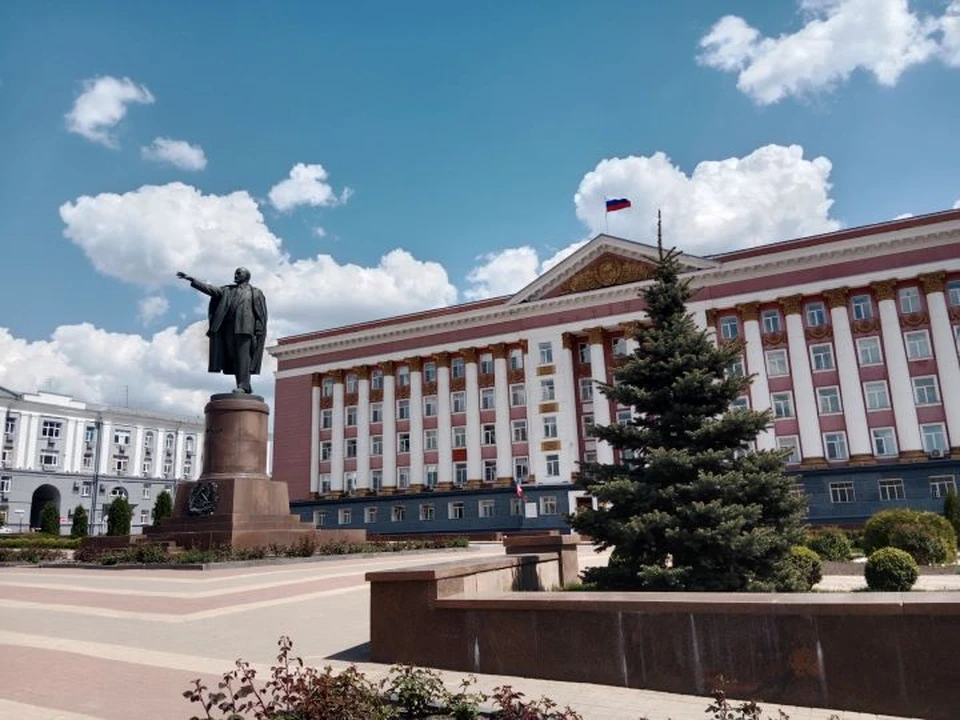 Чиновники нашли сколы и трещины на "визитной карточке" региона
