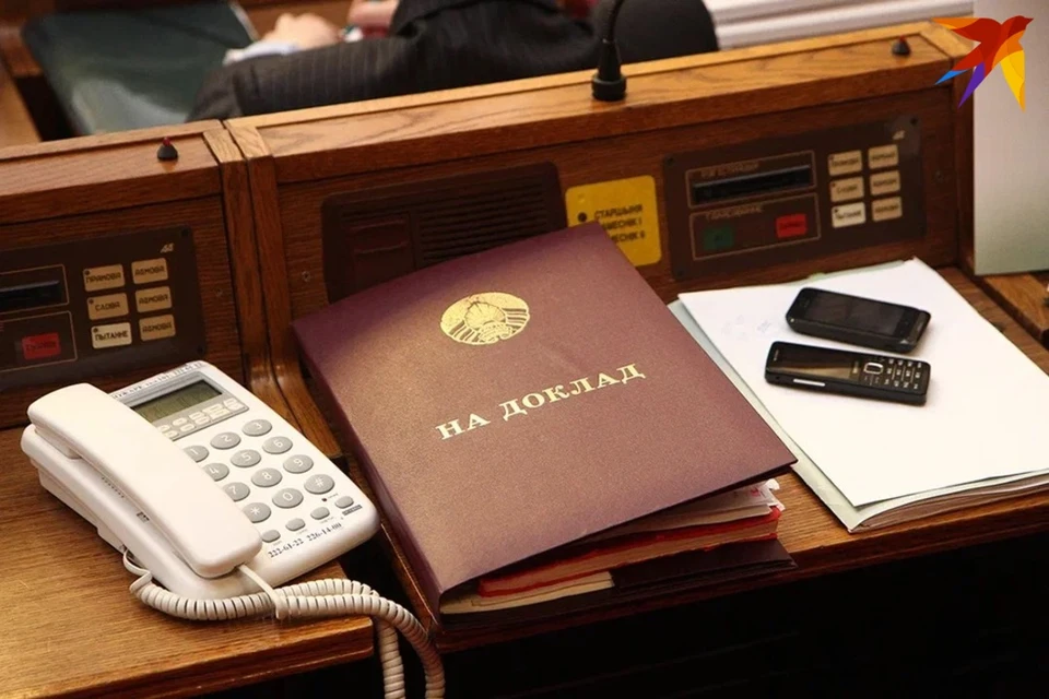 Совмин Беларуси определил, как чиновники могут использовать служебное имущество. Снимок используется в качестве иллюстрации.