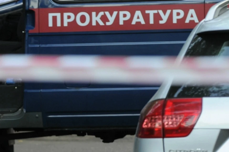 В Москве парочка попросила у девушки телефон послушать музыку и ограбила ее