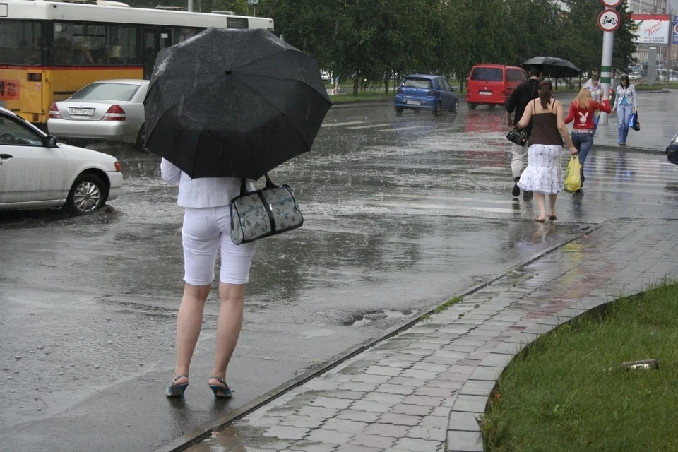 В Барнауле временами дождь, возможны грозы