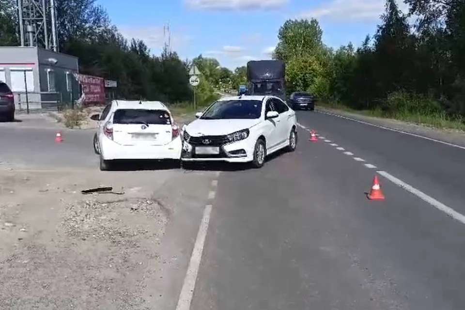 Двое детей и один взрослый пострадали в ДТП на Бору.