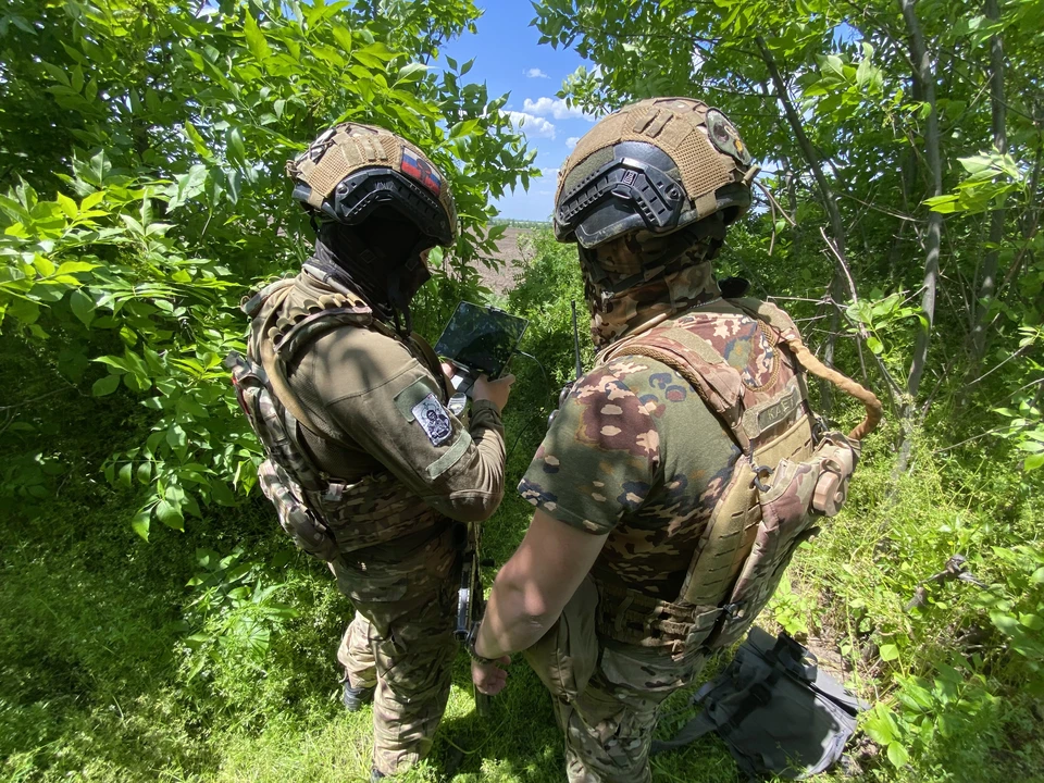 Чонгук в военной форме