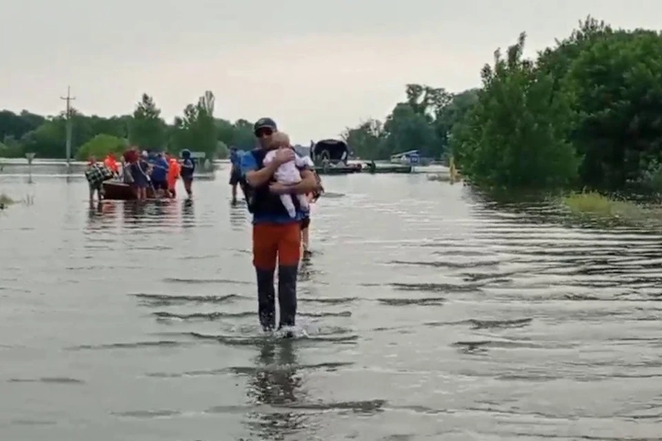 В регионе вода постепенно уходит Фото: МЧС России