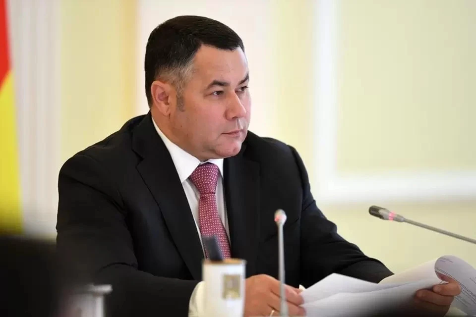 Губернатор поздравил медиков с профессиональным праздником.