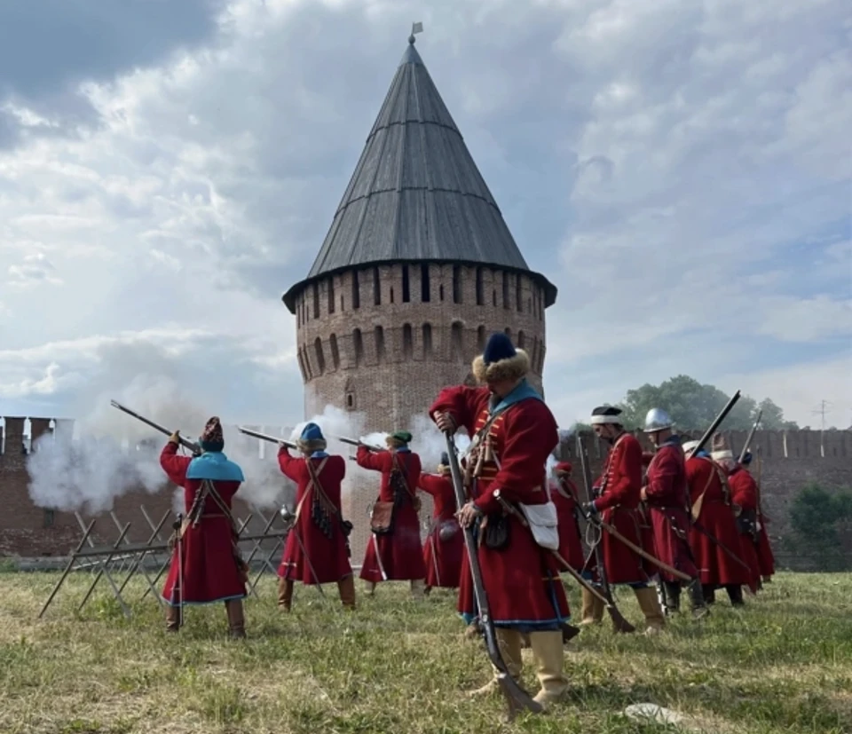 Историческая реконструкция освобождения города от польских захватчиков состоялась в Смоленске. Фото: пресс-служба администрации города.