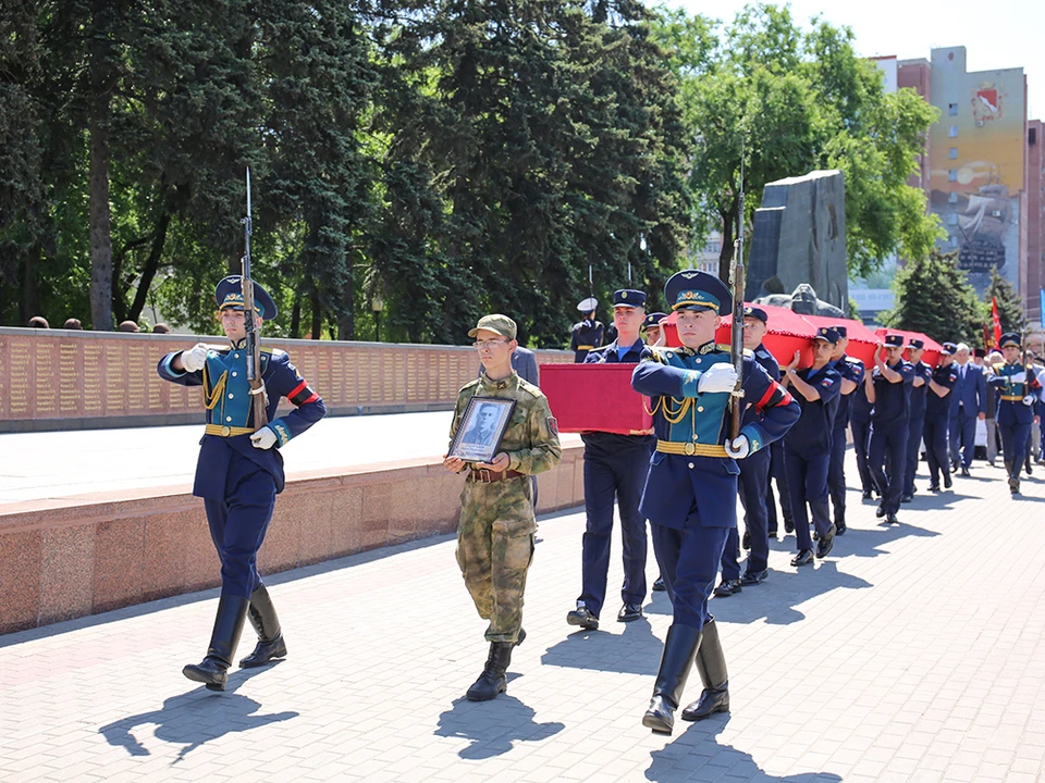 Воины обрели свой последний приют в братской могиле № 2.