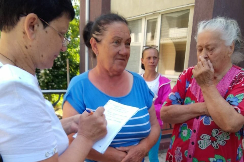 Выплата материальной помощи пострадавшим жителям продолжается Фото: ТГ Андрей Алексеенко