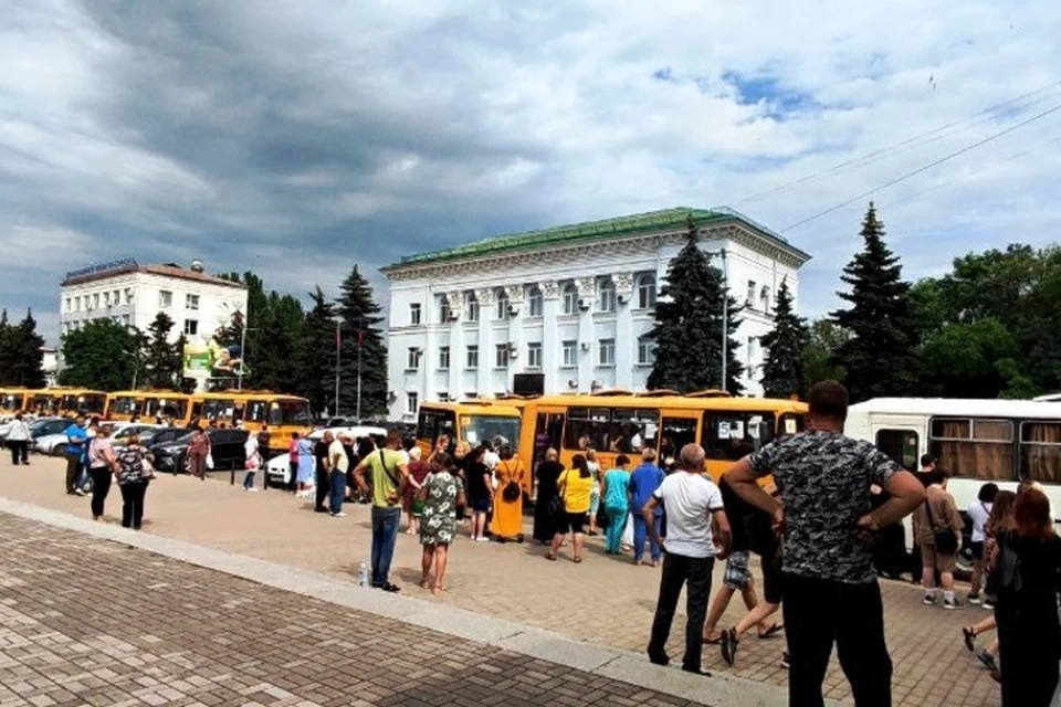 В лагерь поехали дети из семей военнослужащих, участников СВО, из многодетных семей, а также дети-сироты и одаренные дети. ФОТО: t.me/krasnodoninfo