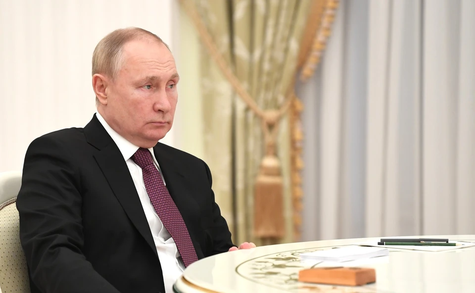 Путин и эмир Катара поговорили по телефону