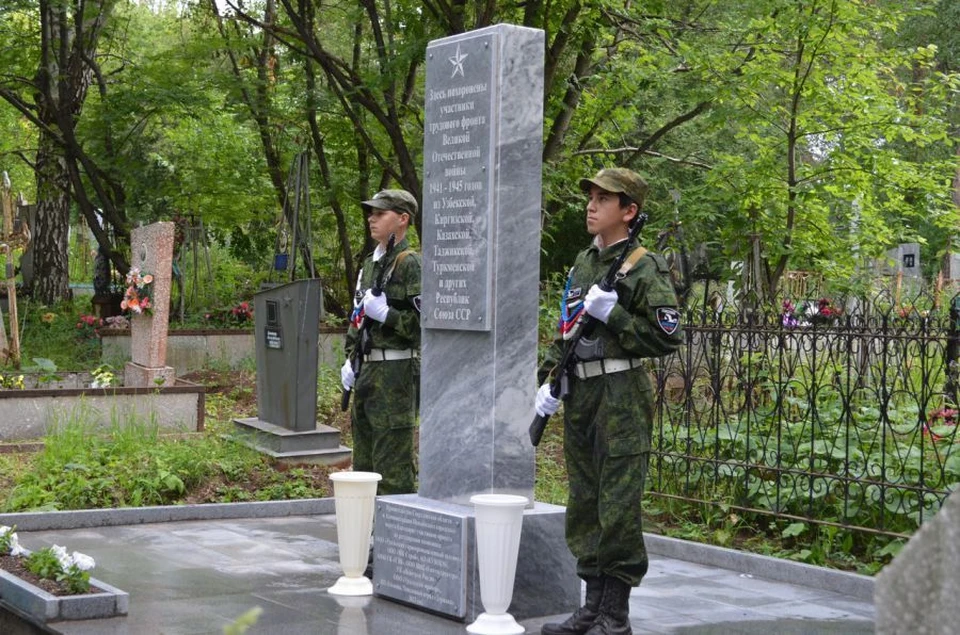 Памятник открылся в Невьянске 22 июня, в День памяти и скорби. Он – единственный на Урале памятник подвигу трудармейцев из Центральной Азии, которых были тысячи.