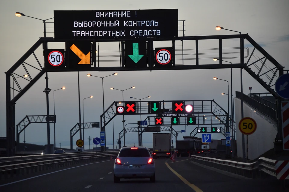 На Крымском мосту пробка