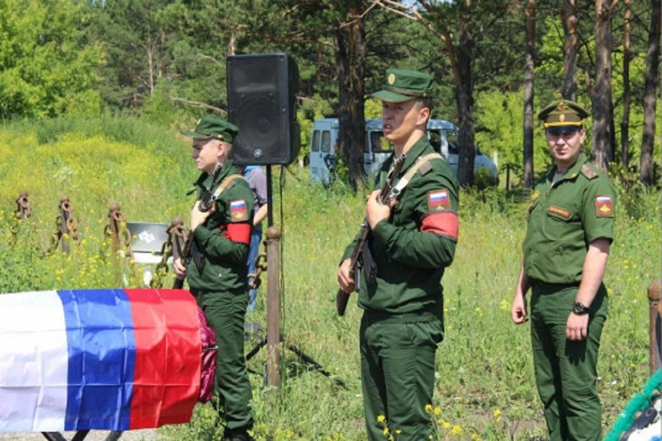 В Новосибирской области простились с Романом Мазуровым, погибшим на СВО. Фото: администрация Искитимский район.