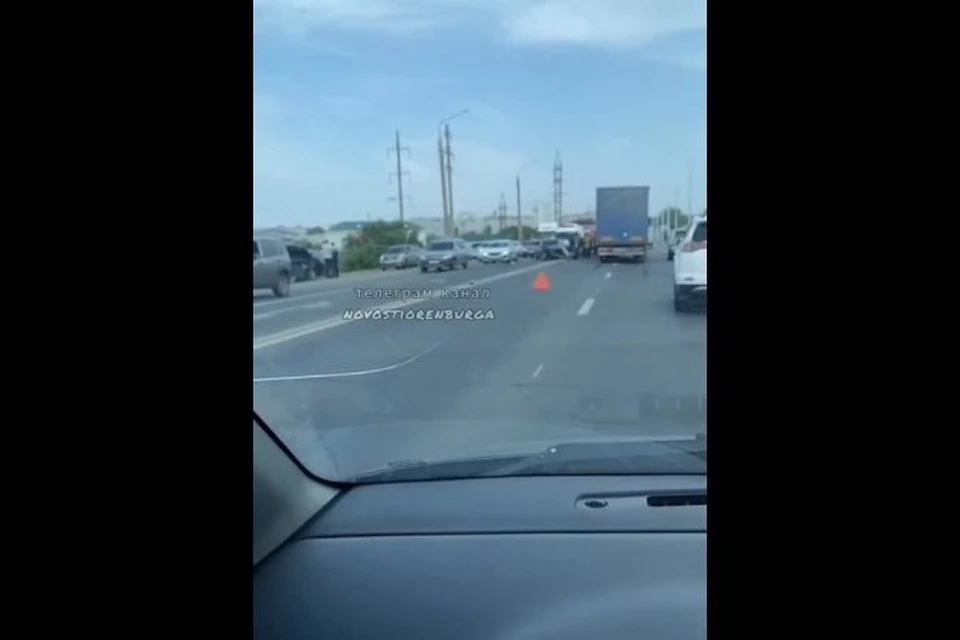 Пострадали несовершеннолетний пассажир Toyota и водитель Kia. Их доставили в больницу.