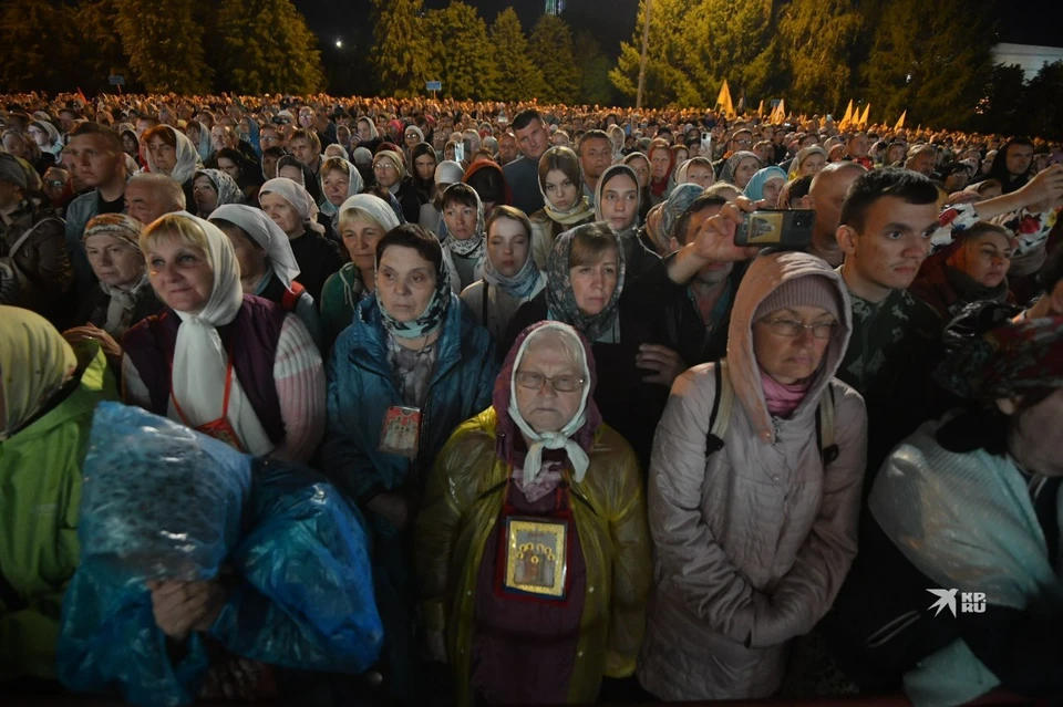 На Царский крестный ход паломники приехали из разных уголков России и мира