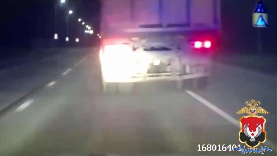 Пьяный водитель нарушил целый ряд ПДД. Фото: скриншот из видео
