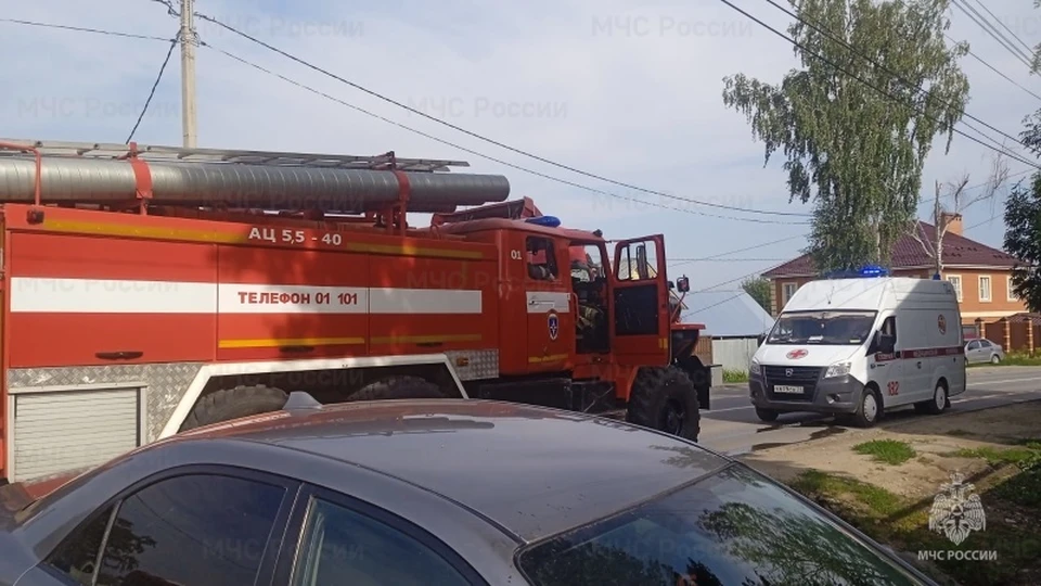 Во время пожара в гараже в Щекино пострадал 24-летний мужчина