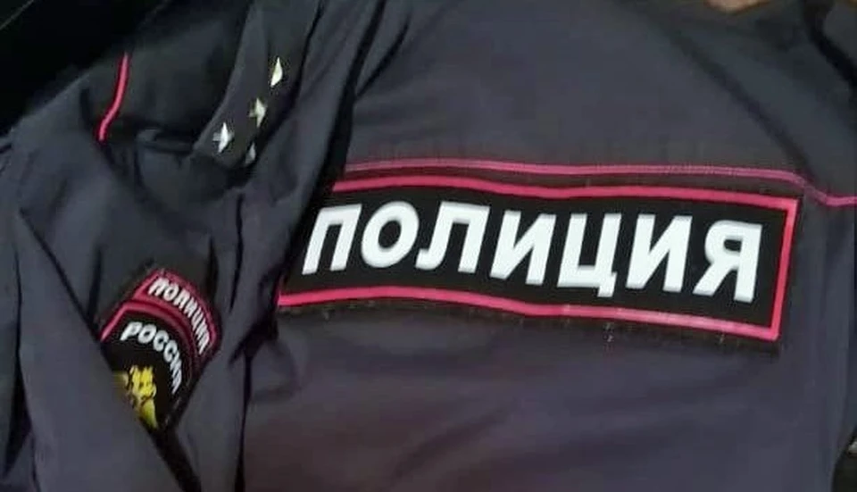Житель Нижневартовска напал на знакомого из-за старого конфликта, избил его и украл телефон