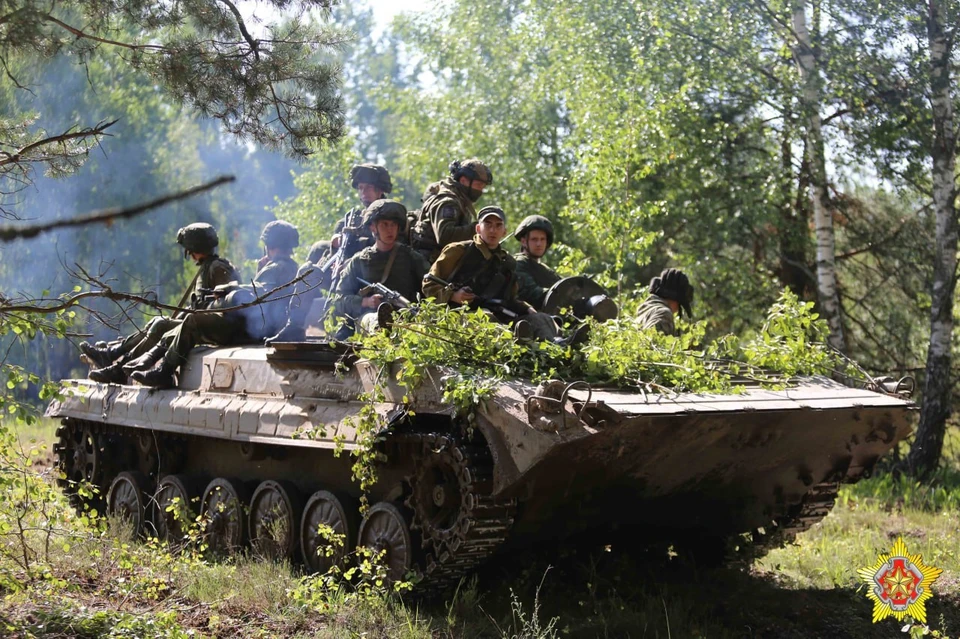 В Минобороны сообщили про начало совместных занятий механизированных бригад с инструкторами ЧВК «Вагнер». Фото: телеграм-канал Министерства обороны/Олег Некало, «Ваяр»