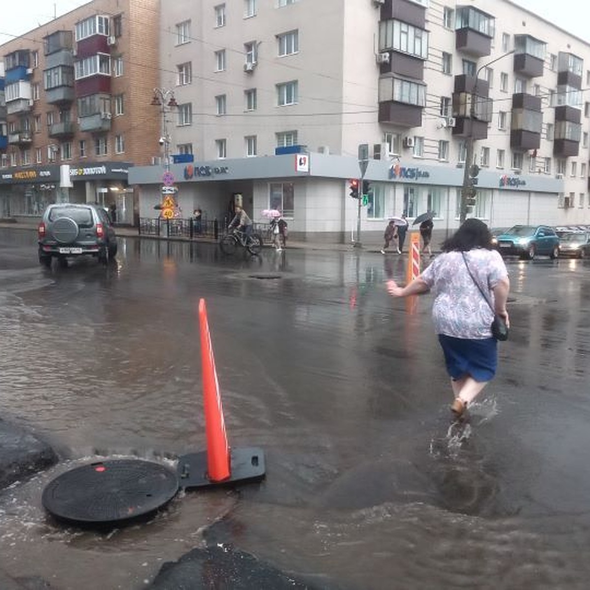 Последствия ливня в Курске: дома затопило на метр, а на Береговой сошел  сель - KP.RU