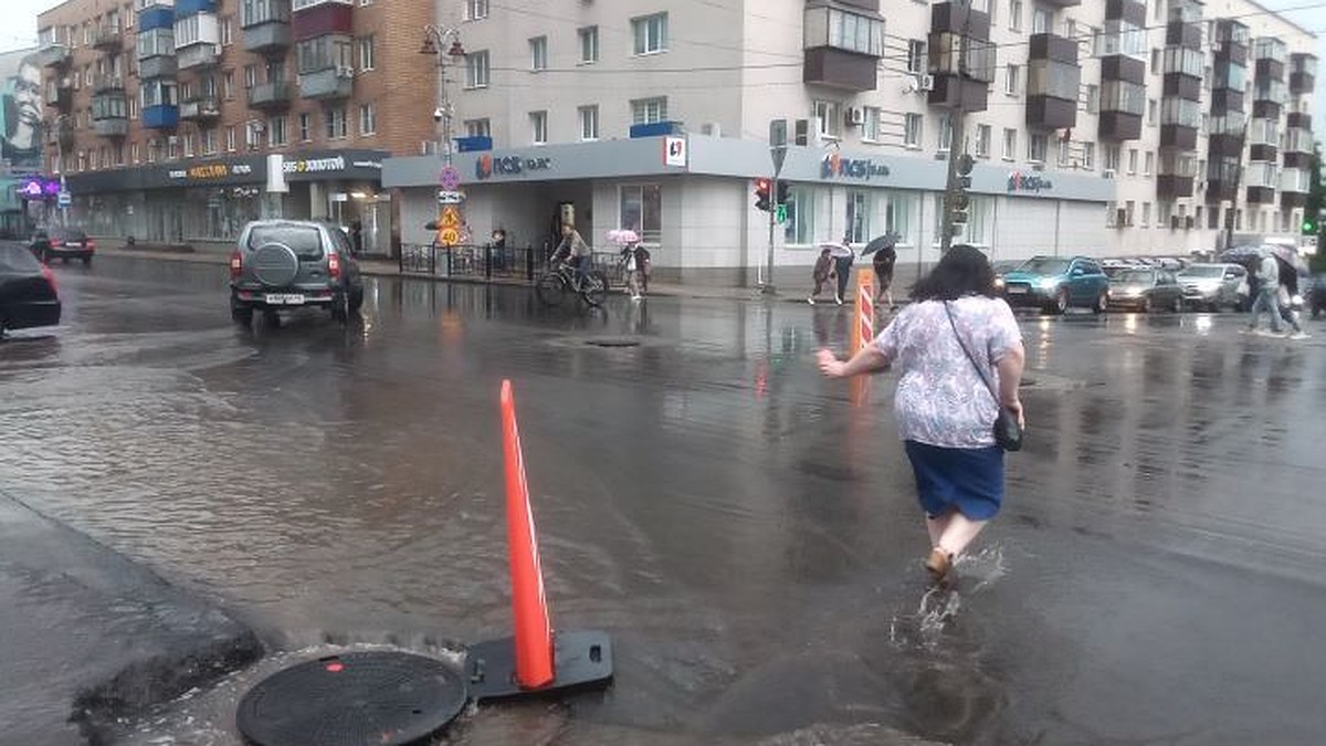 Последствия ливня в Курске: дома затопило на метр, а на Береговой сошел  сель - KP.RU