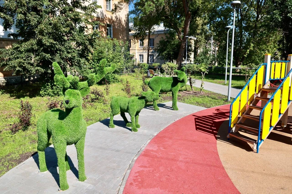Два новых сквера благоустроили в Московском районе. Фото: телеграм-канал Юрия Шалабаева.