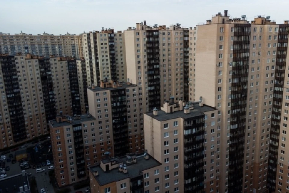 В Луганске до конца года московские строители восстановят 20 многоэтажек