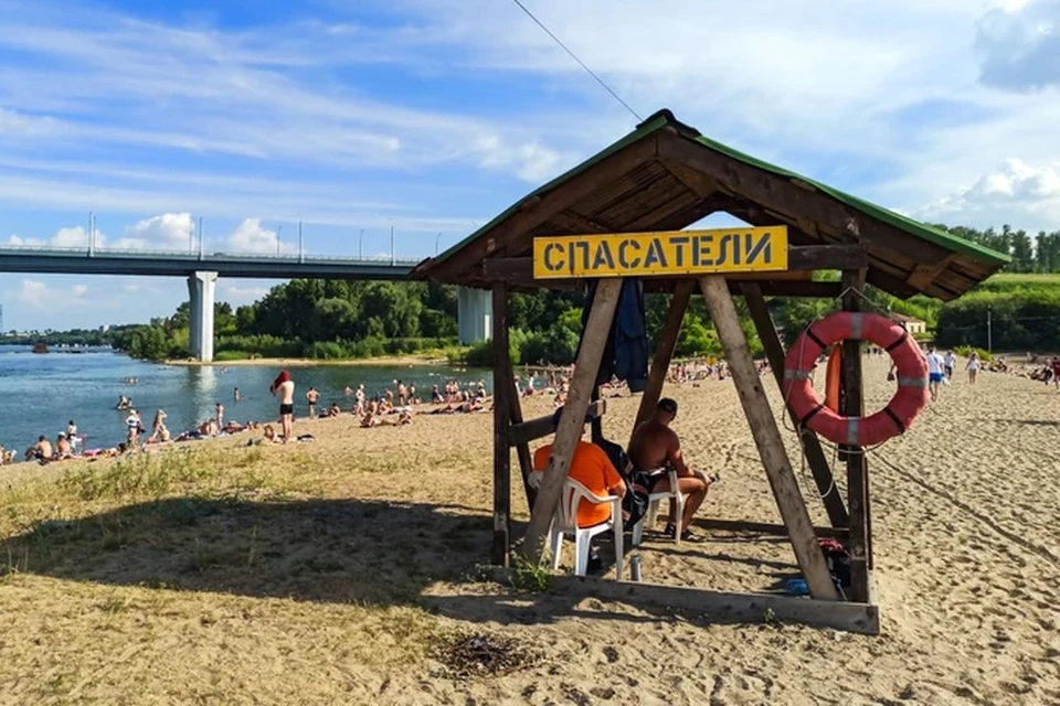 Качество воды с шести официальных пляжей в Новосибирске не соответствует нормам.
