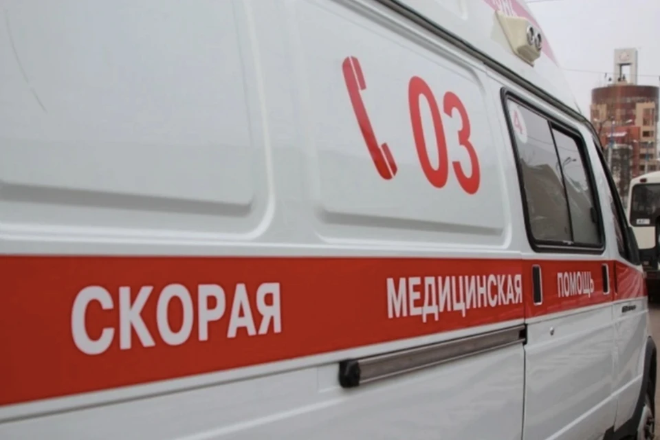 Очевидцы заметили окровавленного мужчину.