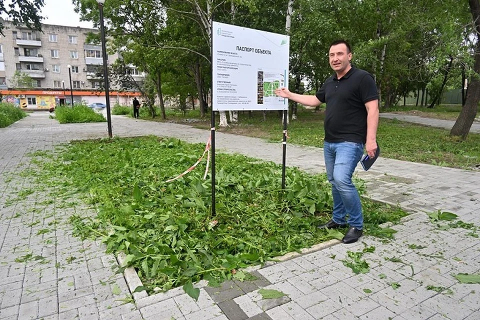 Покос травы продолжается в Хабаровске