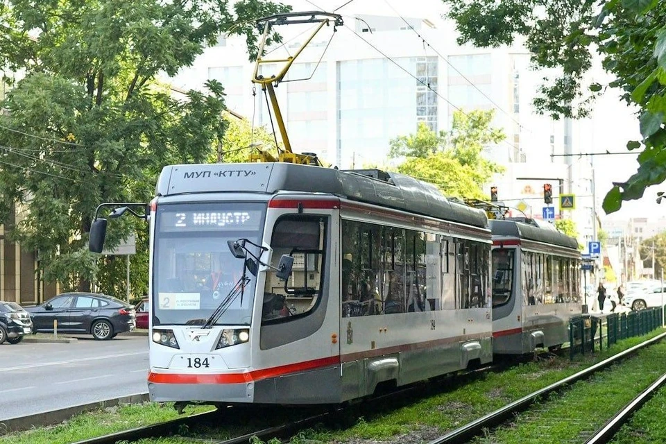 Движение приостанавливали из-за поломки Фото: krd.ru