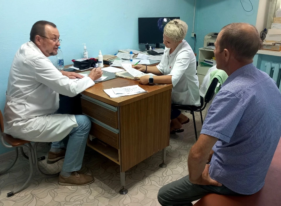 На приеме побывали более 70 человек. Фото: министерство здравоохранения СО