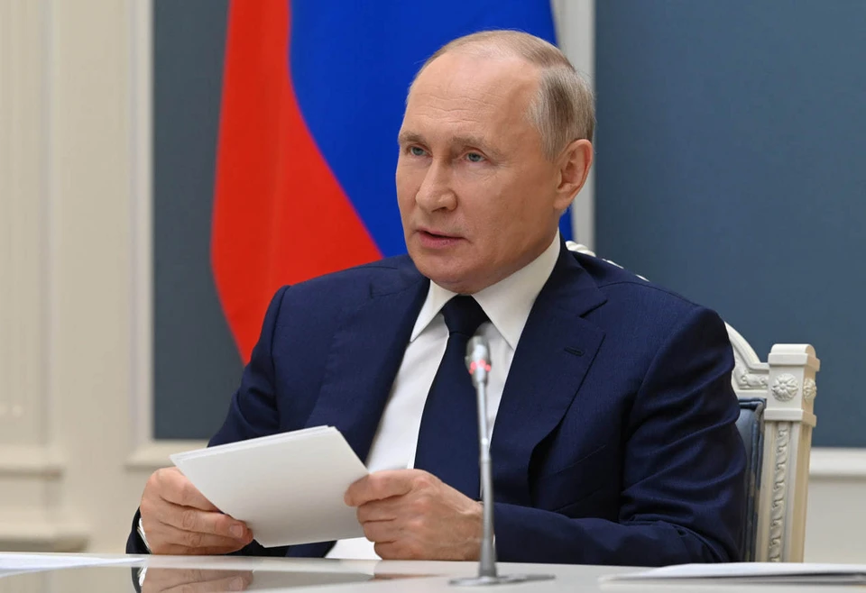 Путин поручил ускорить перевод активов бизнеса в юрисдикцию России