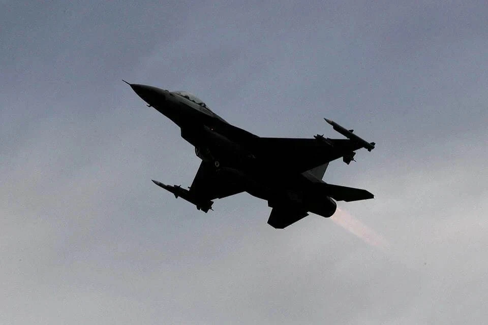 Зеленский заявил, что Нидерланды передадут Украине 42 истребителя F-16