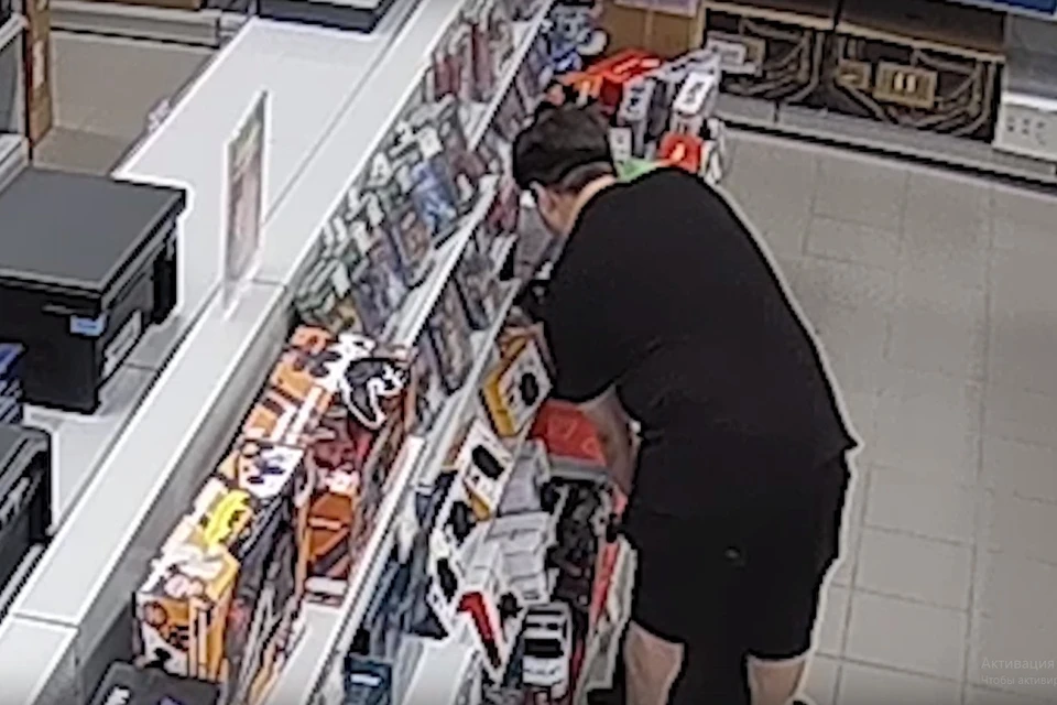 Автостопщик из Казани украл в Липецке игровую приставку из-за нехватки денег