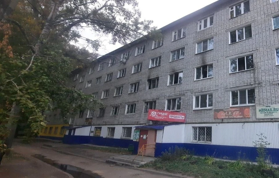 В Ульяновске во время пожара на Ефремова, 49 эвакуировали больше 50 человек | ФОТО: ГУ МЧС России по Ульяновской области